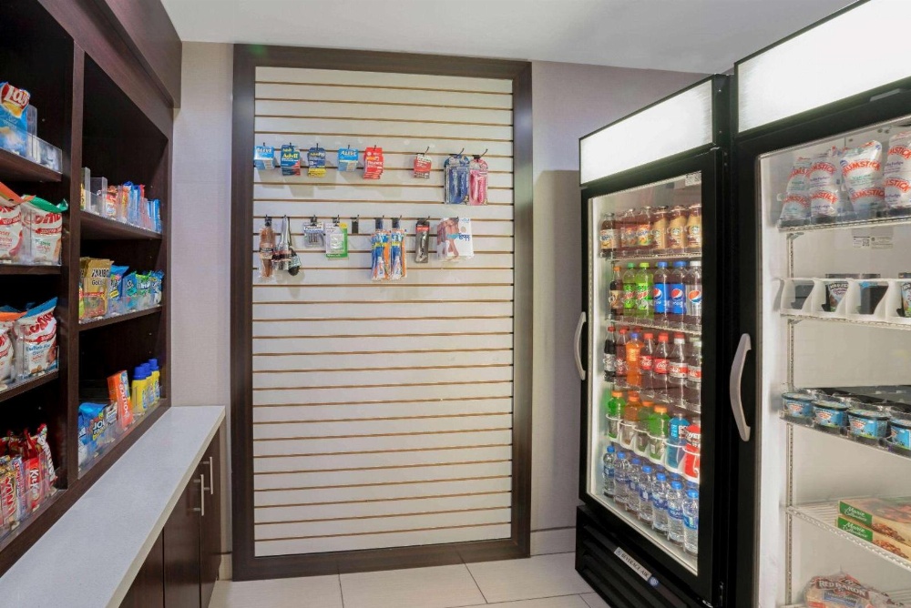 La Quinta Inn & Suites by Wyndham Knoxville North I-75 Main image