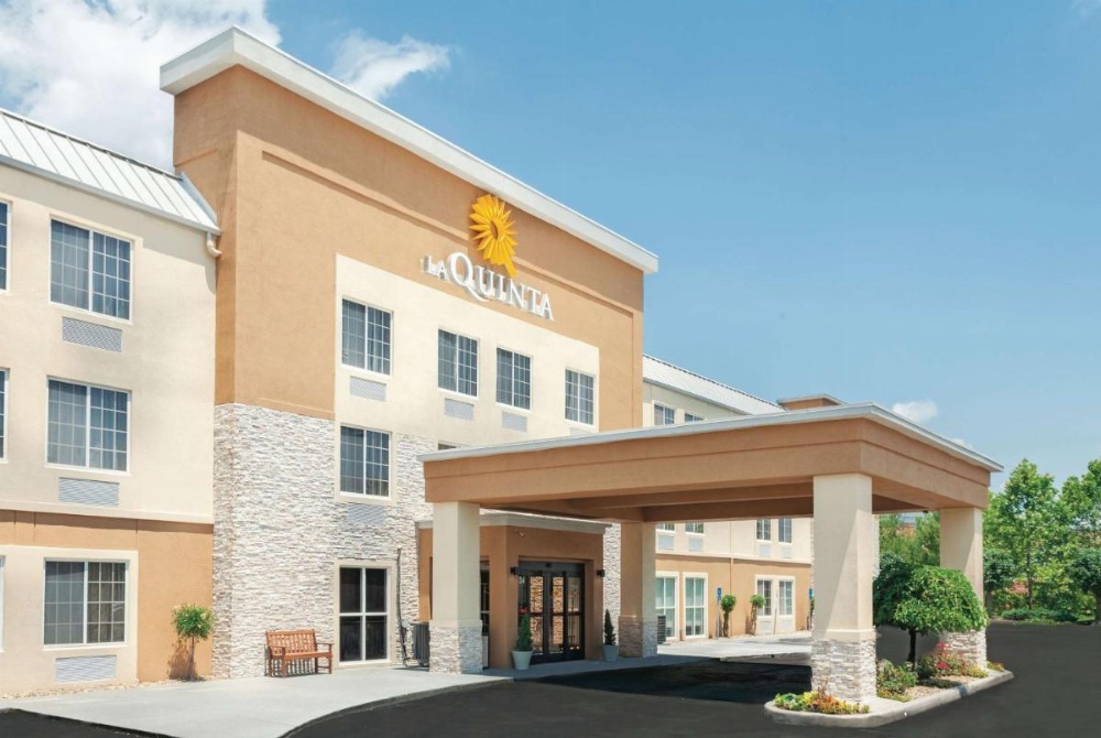 La Quinta Inn & Suites by Wyndham Knoxville North I-75 Image 30