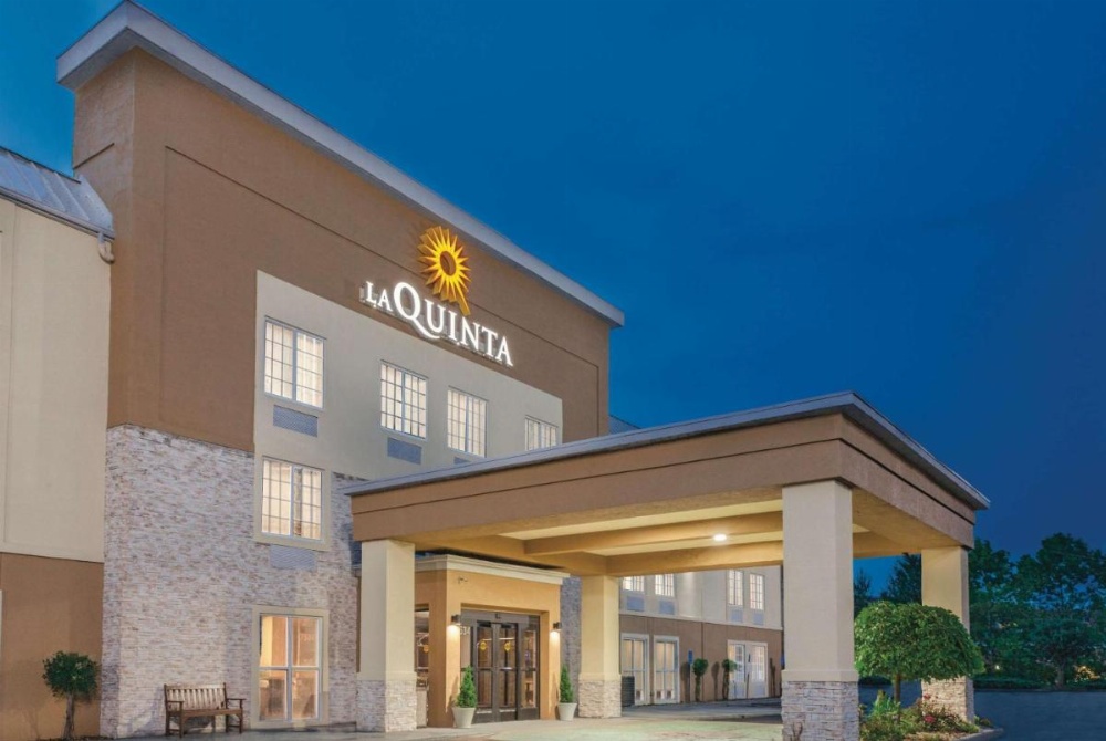 La Quinta Inn & Suites by Wyndham Knoxville North I-75 Image 47